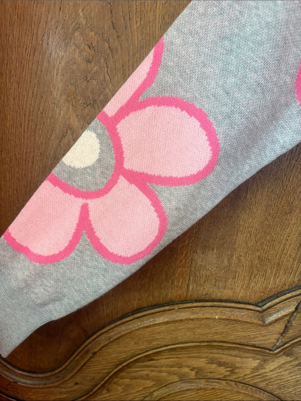 THML Bridget Sweater in a grey multi-color floral pattern - Picture 6 of 14